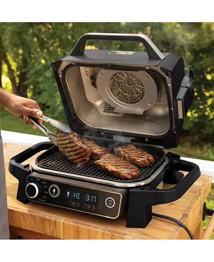 Ninja Woodfire Outdoor Grill & Smoker, 7-in-1 Master Grill, BBQ Smoker and Air Fryer with Woodfire Technology - OG701