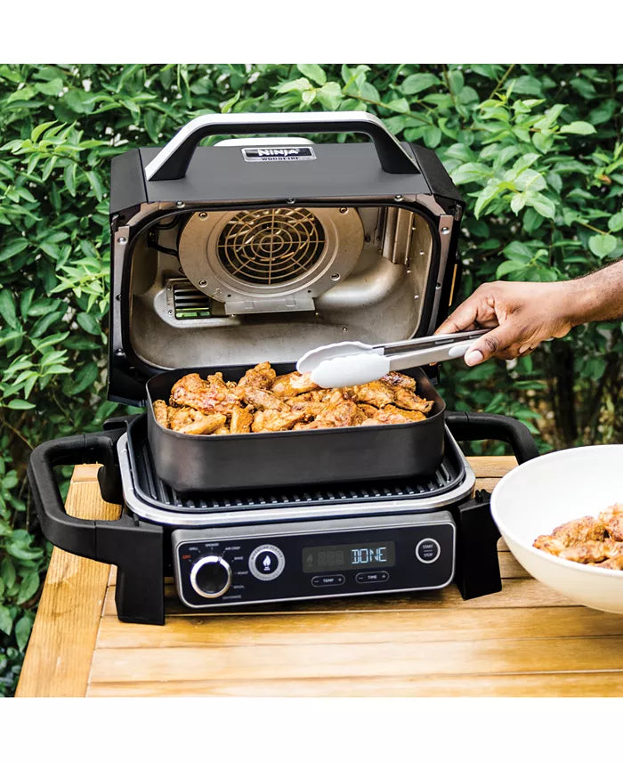 Ninja Woodfire Outdoor Grill & Smoker, 7-in-1 Master Grill, BBQ Smoker and Air Fryer with Woodfire Technology - OG701
