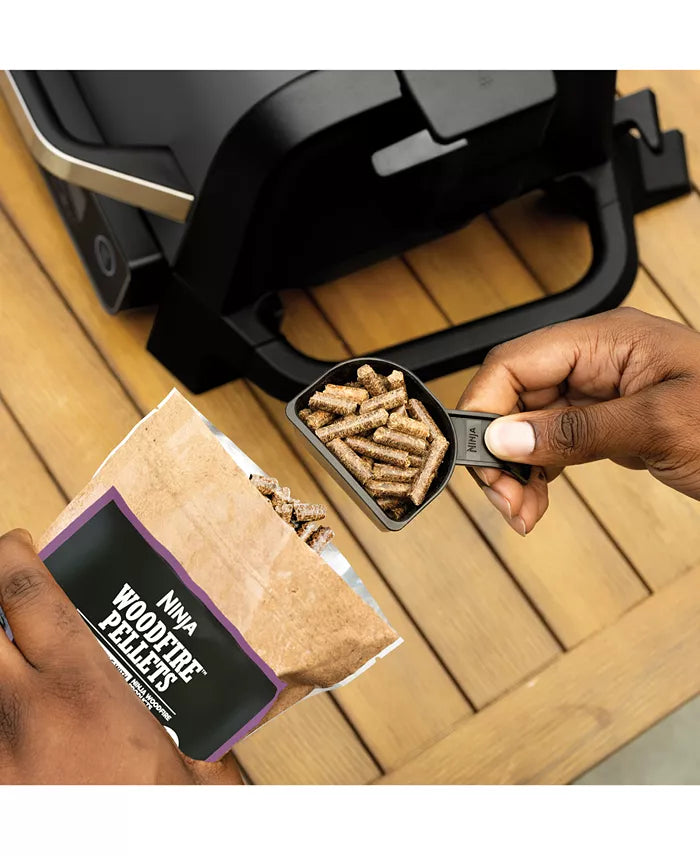 Ninja Woodfire Outdoor Grill & Smoker, 7-in-1 Master Grill, BBQ Smoker and Air Fryer with Woodfire Technology - OG701